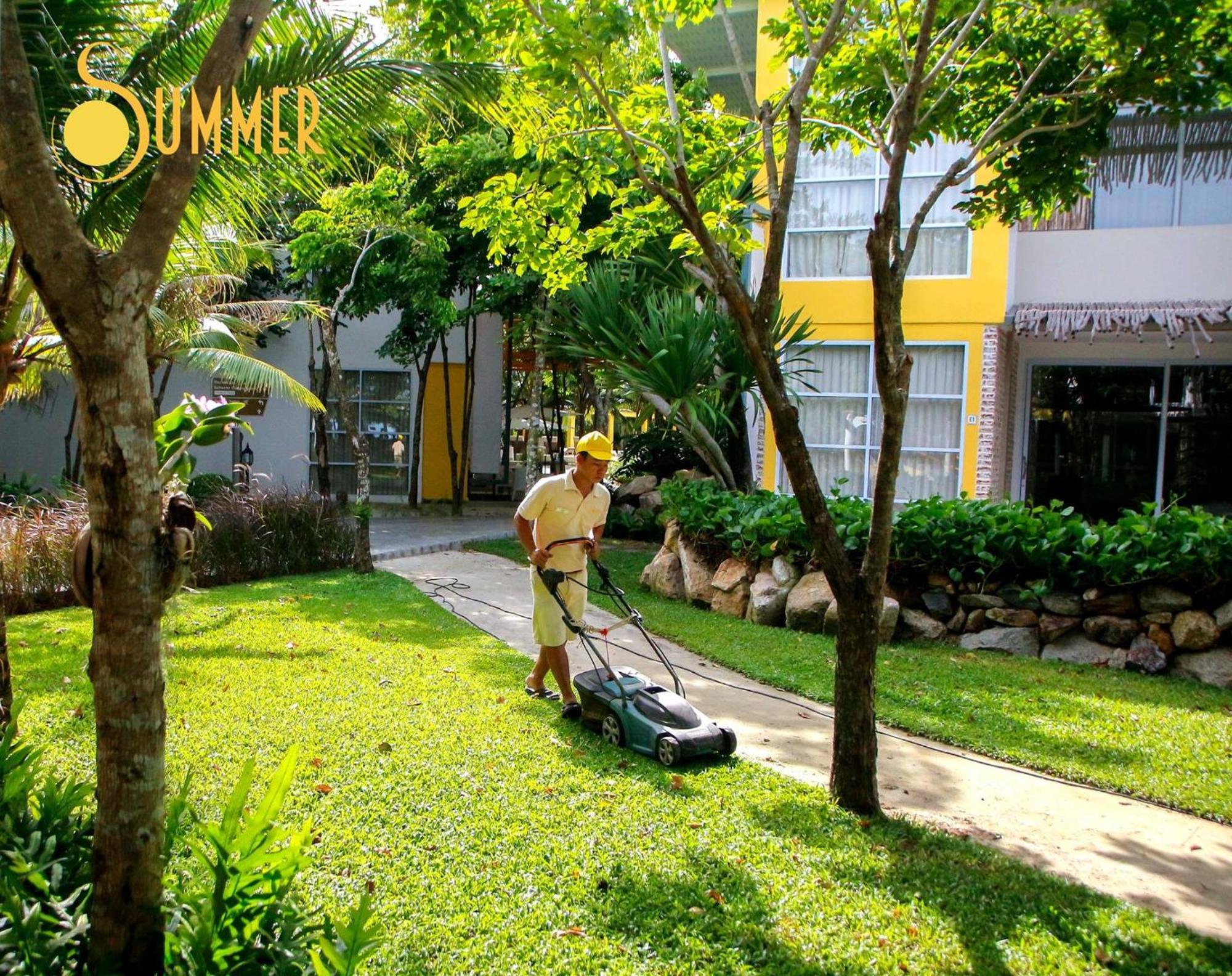 渡假村 Summer Luxury & 4*