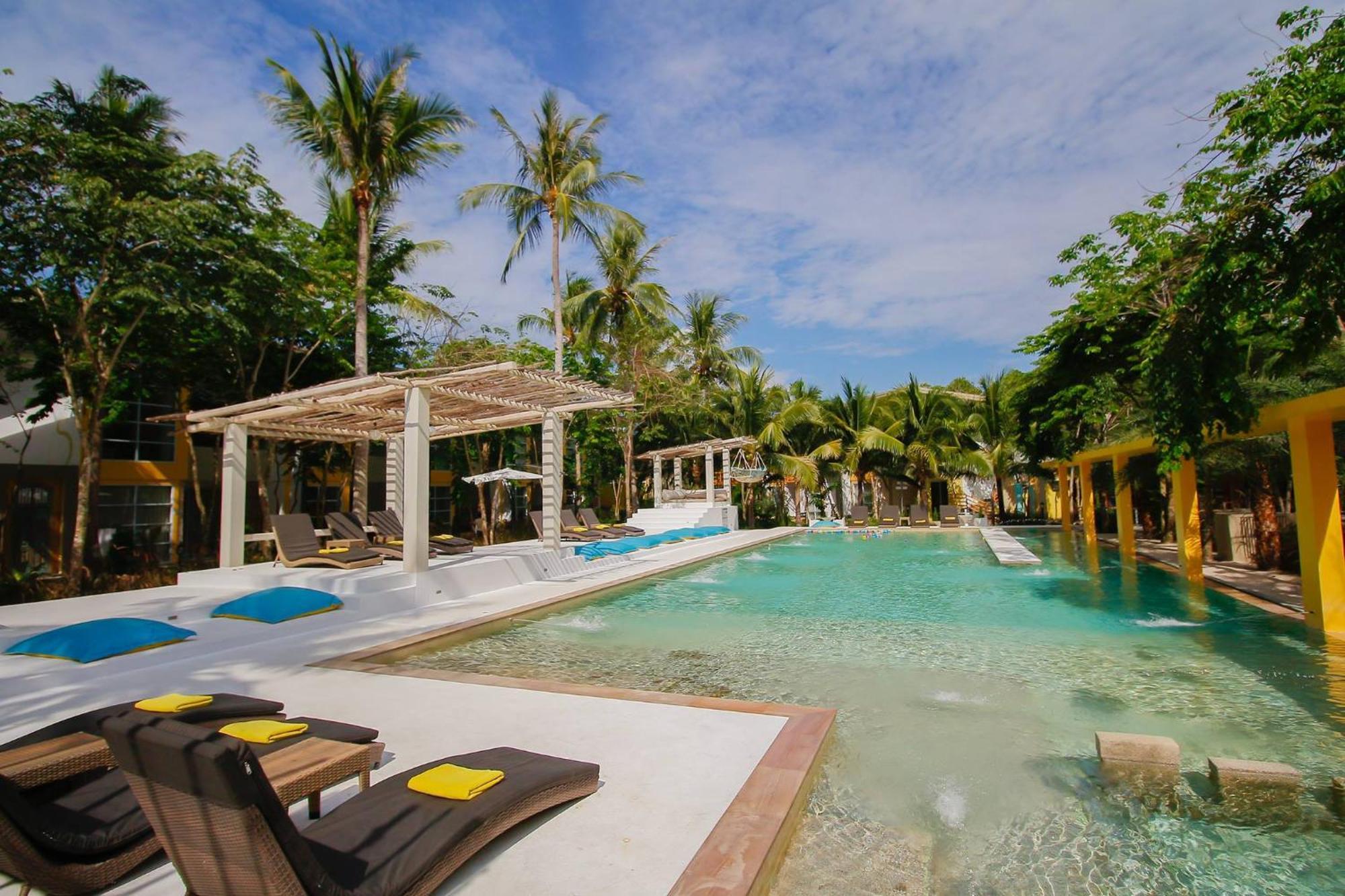渡假村 Summer Luxury & 4*