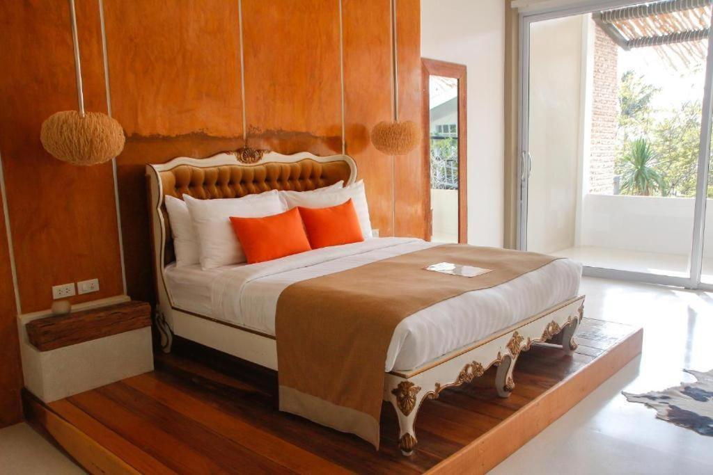 Summer Luxury & Курортный комплекс 4*